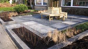voortuin laten aanleggen
